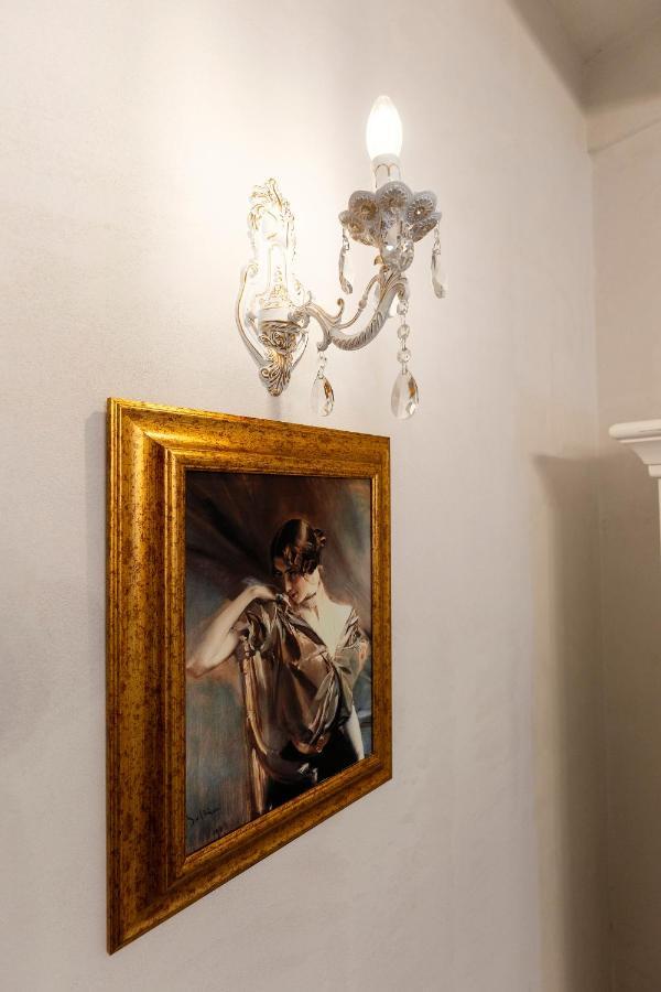 Palazzo Badiale History&Rooms Atella Ngoại thất bức ảnh
